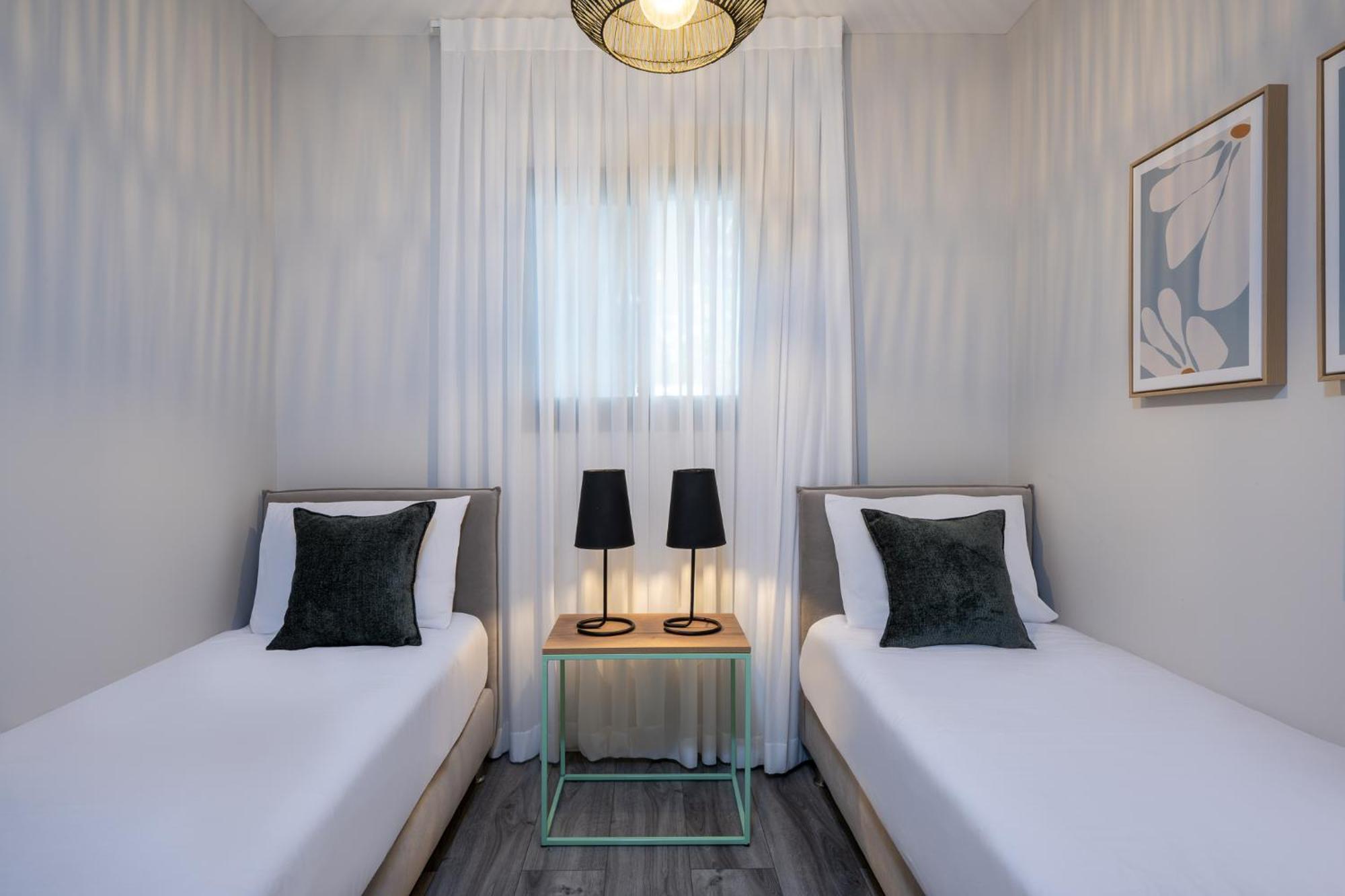 Erettz Dafna Travel Hotel Exterior photo